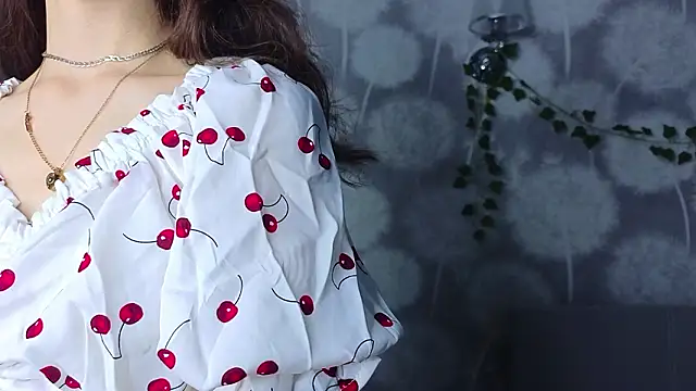 Snapshot of UmbraElyon chatting on 03.13.26 UmbraElyon online show from 03.13.26