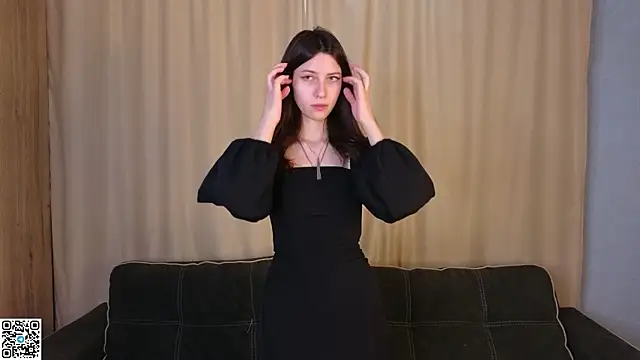 Snapshot of UmbraElyon chatting on 04.01.26 UmbraElyon online show from 04.01.26