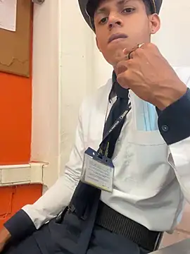 Snapshot of vispera chatting on 01.13.26 vispera online show from 01.13.26