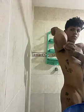 Snapshot of vispera chatting on 02.11.26 vispera online show from 02.11.26