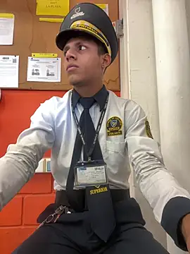 Snapshot of vispera chatting on 02.21.26 vispera online show from 02.21.26