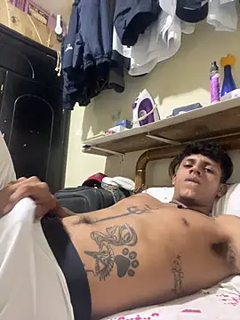 Snapshot of vispera chatting on 03.13.26 vispera online show from 03.13.26