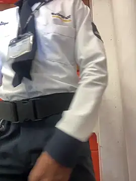 Snapshot of vispera chatting on 03.20.26 vispera online show from 03.20.26