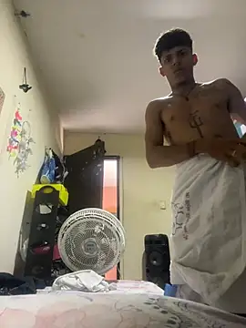 Snapshot of vispera chatting on 03.22.26 vispera online show from 03.22.26