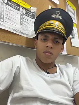 Snapshot of vispera chatting on 04.01.26 vispera online show from 04.01.26