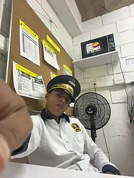 Snapshot of vispera chatting on 04.02.26 vispera online show from 04.02.26