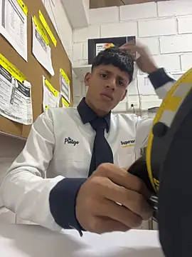 Snapshot of vispera chatting on 04.04.26 vispera online show from 04.04.26