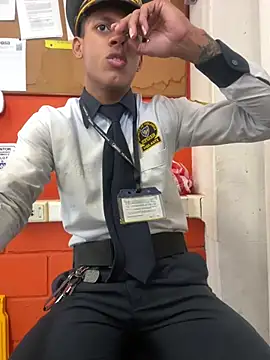 Snapshot of vispera chatting on 04.15.26 vispera online show from 04.15.26