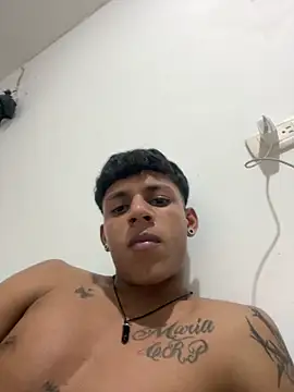 Snapshot of vispera chatting on 04.17.26 vispera online show from 04.17.26