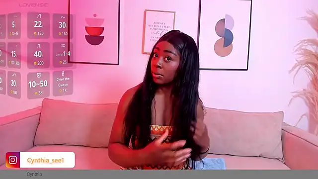 Snapshot of Cynthia_es chatting on 05.13.26 Cynthia es online show from 05.13.26