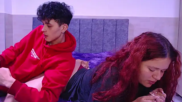 hottie couplee online show from 12.17.25