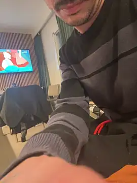 Snapshot of andresbale chatting on 02.10.26 andresbale online show from 02.10.26