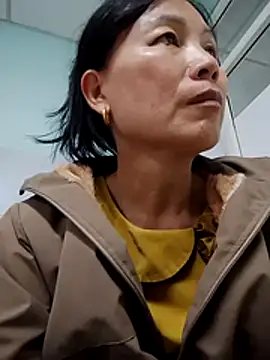 Lili-123k online show from 02.05.26