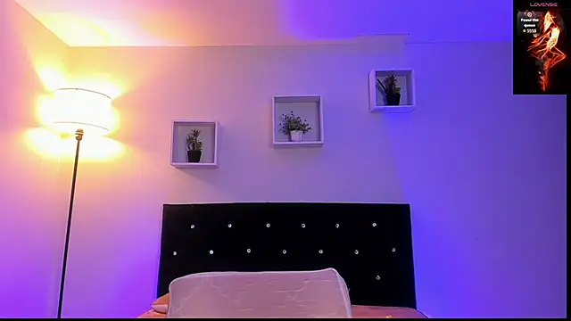 Victoria Rose  online show from 05.29.26