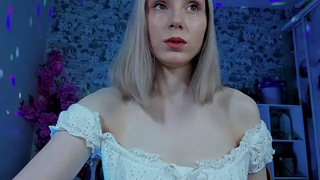 Gina Gina love online show from 04.10.26