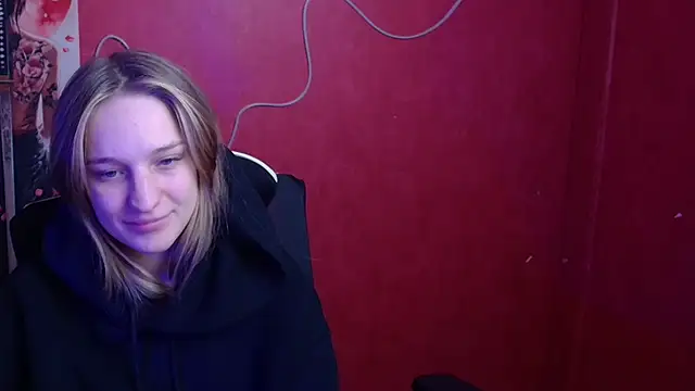 Katie Rosiee online show from 01.05.26