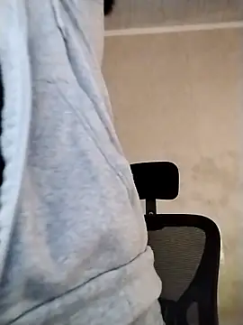 Carameloswing1 online show from 12.16.25