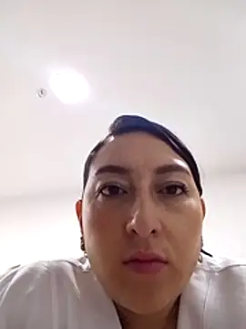 Valeria montana  online show from 01.13.26