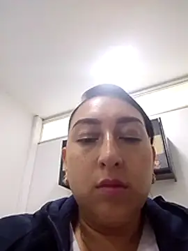 Valeria montana  online show from 02.10.26