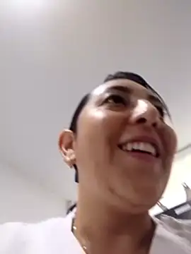 Valeria montana  online show from 02.16.26