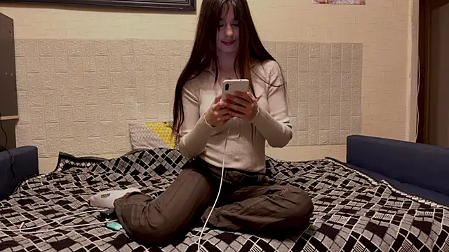 Snapshot of EagerSavvy chatting on 02.22.26 EagerSavvy online show from 02.22.26