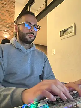 notnova1 online show from 12.02.25