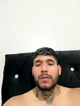 Snapshot of ConjuredTempo chatting on 12.23.25 ConjuredTempo online show from 12.23.25