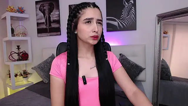 mialiore online show from 12.17.25