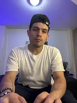 williamsmiiths16 online show from 12.16.25