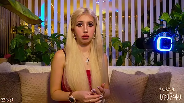 Snapshot of FlowweerGirl chatting on 02.27.26 FlowweerGirl online show from 02.27.26