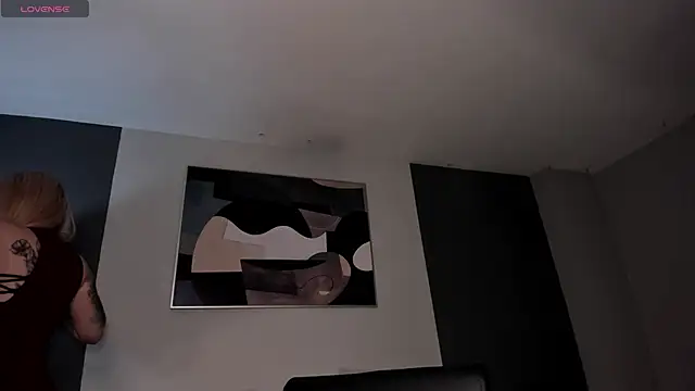 Snapshot of MadisonKane chatting on 11.15.25 MadisonKane online show from 11.15.25