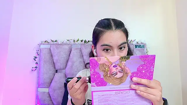 Snapshot of iris_and_damian chatting on 03.15.26 iris and damian online show from 03.15.26