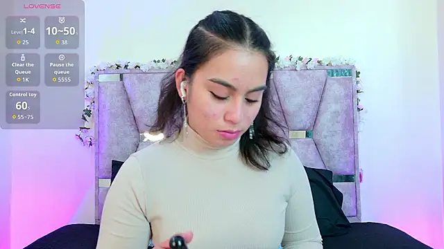 Snapshot of iris_and_damian chatting on 03.21.26 iris and damian online show from 03.21.26