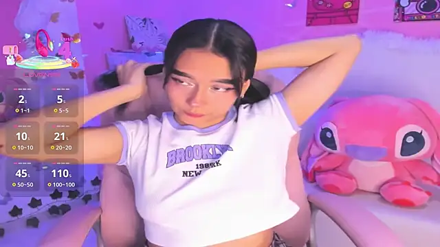 isabella castillo  online show from 12.03.25