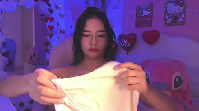 Snapshot of isabella_castillo_ chatting on 02.28.26 isabella castillo online show from 02.28.26