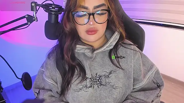 Snapshot of asheryn chatting on 02.18.26 asheryn online show from 02.18.26