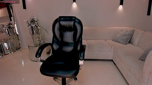 ChloeManson online show from 02.13.25