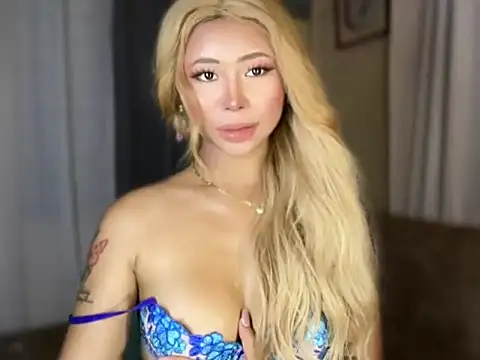 Snapshot of Your_innocentwomenxx chatting on 03.31.26 Your innocentwomenxx online show from 03.31.26