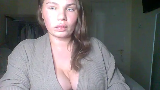 Snapshot of GEMMARMALADE chatting on 12.03.25 GEMMARMALADE online show from 12.03.25