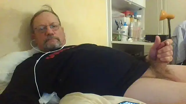 Snapshot of Wanky357 chatting on 05.21.26 Wanky357 online show from 05.21.26