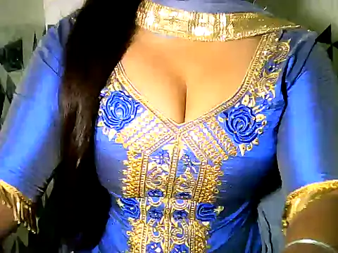 Hotty Suzuka online show from 06.07.26