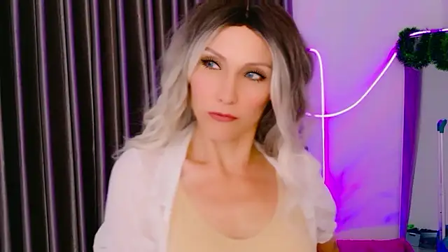 Snapshot of betty_xoxoo chatting on 02.03.26 betty xoxoo online show from 02.03.26