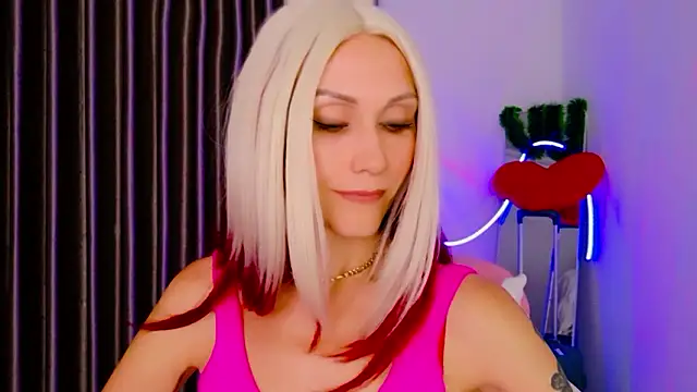 Snapshot of betty_xoxoo chatting on 02.15.26 betty xoxoo online show from 02.15.26