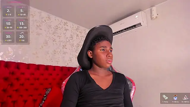 teylor lovee online show from 02.04.26