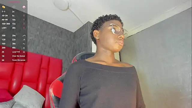 teylor lovee online show from 03.18.26