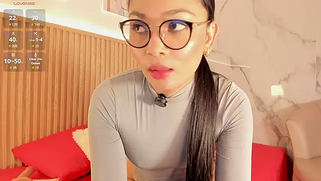 Mia mystic  online show from 01.05.26