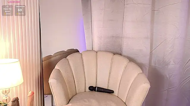 Mia mystic  online show from 03.25.26