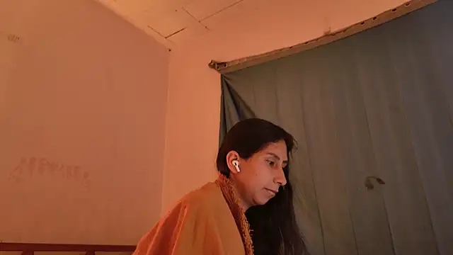 MoonLipsON- online show from 05.12.26