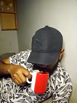 Snapshot of Bigkannan chatting on 02.24.26 Bigkannan online show from 02.24.26