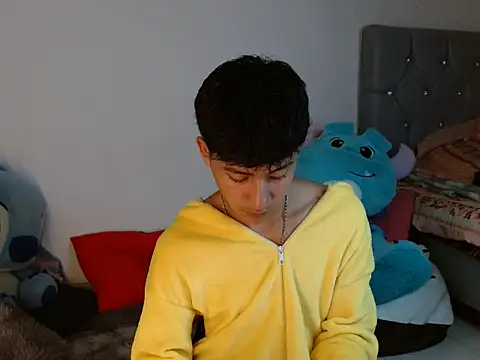 Snapshot of Sebas_Ross04 chatting on 01.14.26 Sebas Ross04 online show from 01.14.26